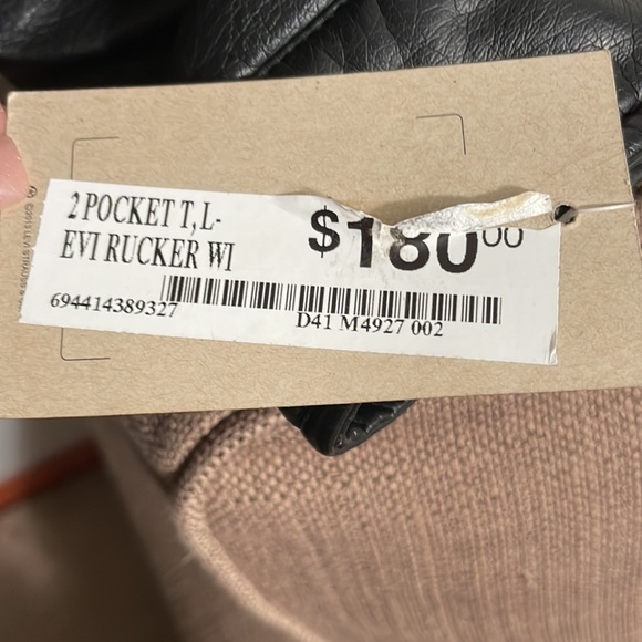 Levi’s Jacket - Picture 6 of 9